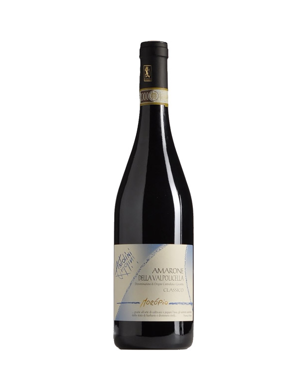 Amarone Moropio Antolini - Un Amarone secco di struttura da uve appassite. Un classico della Valpolicella veronese